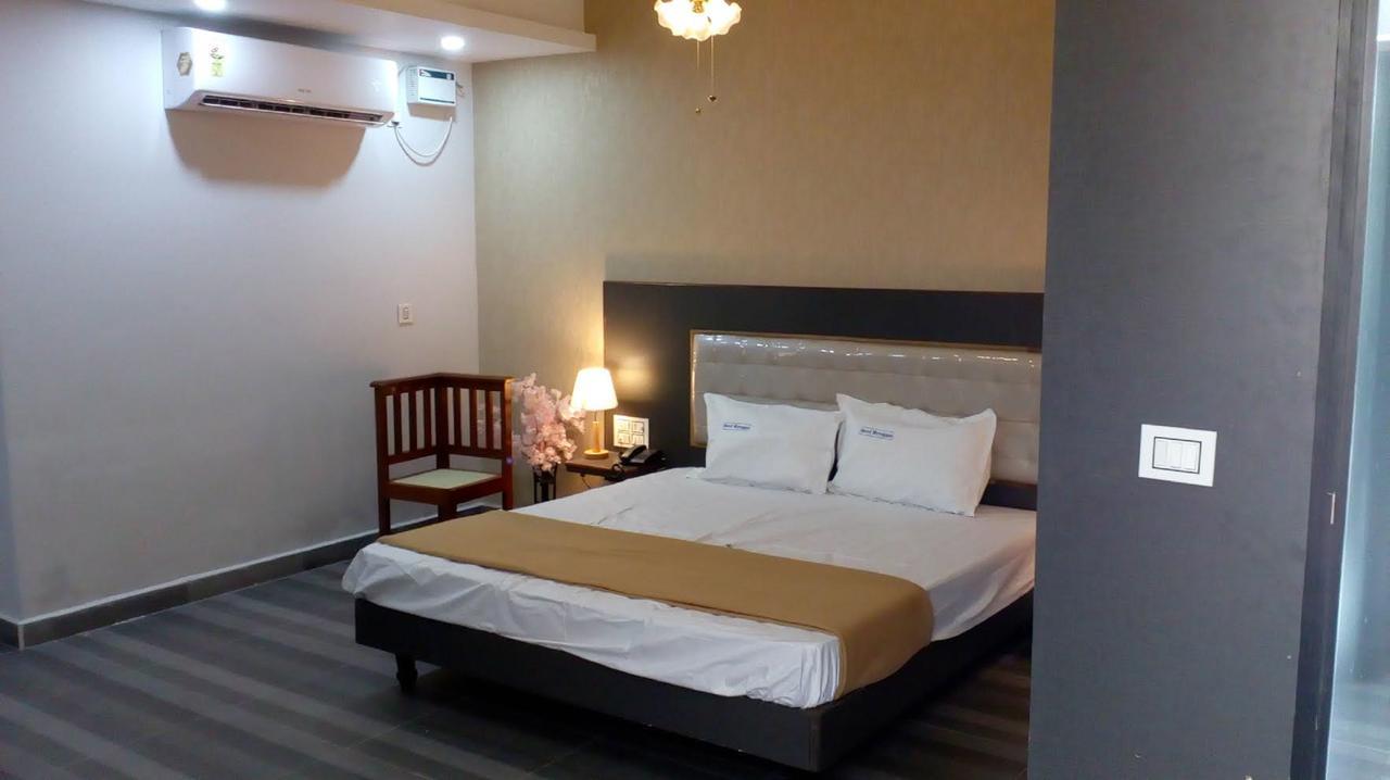 Hotel Meyyappaa Карайкуди Экстерьер фото